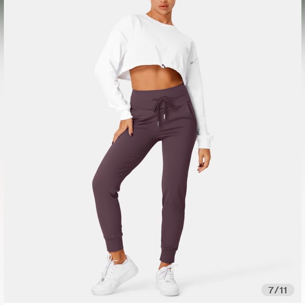 Halara Cloudful air joggers